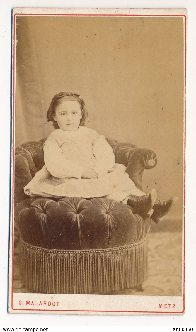 CDV - Portrait Louise DE BONNEGARDE Enfant - Photographe Malardot Metz- Photographie Ancienne - Personnes Identifiées
