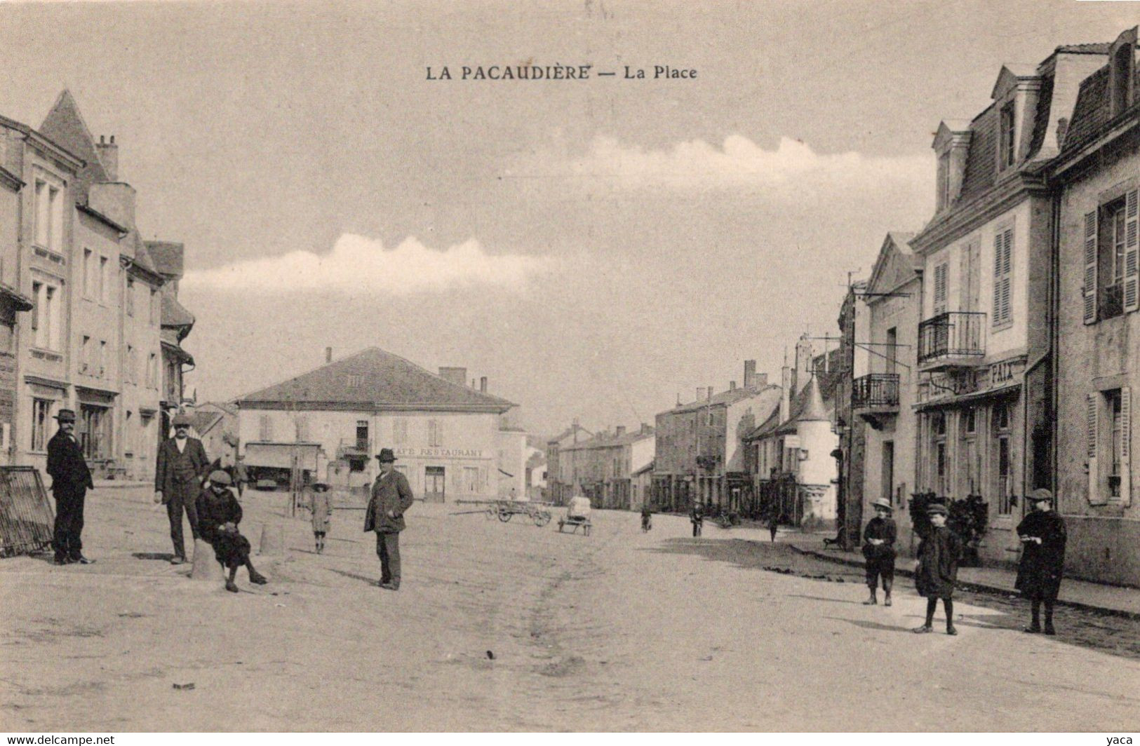 La Pacaudière La Place  Café De La Paix - La Pacaudiere