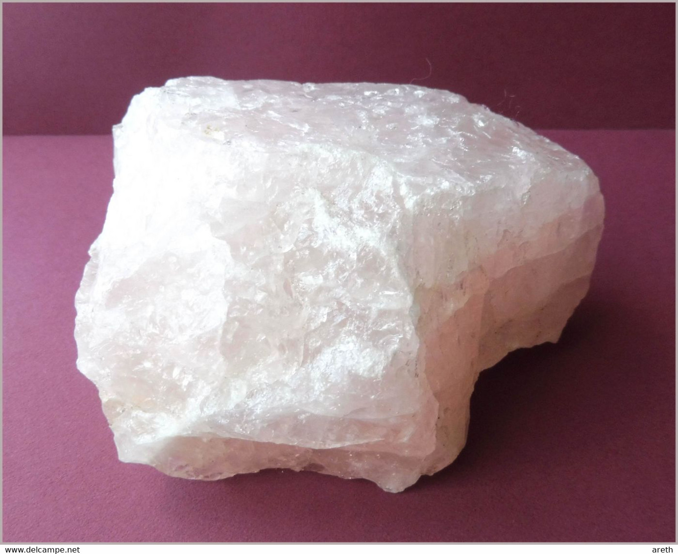 Joli bloc de quartz rose  ~~ 11 x 7 x 5 cm ~~  518 g.