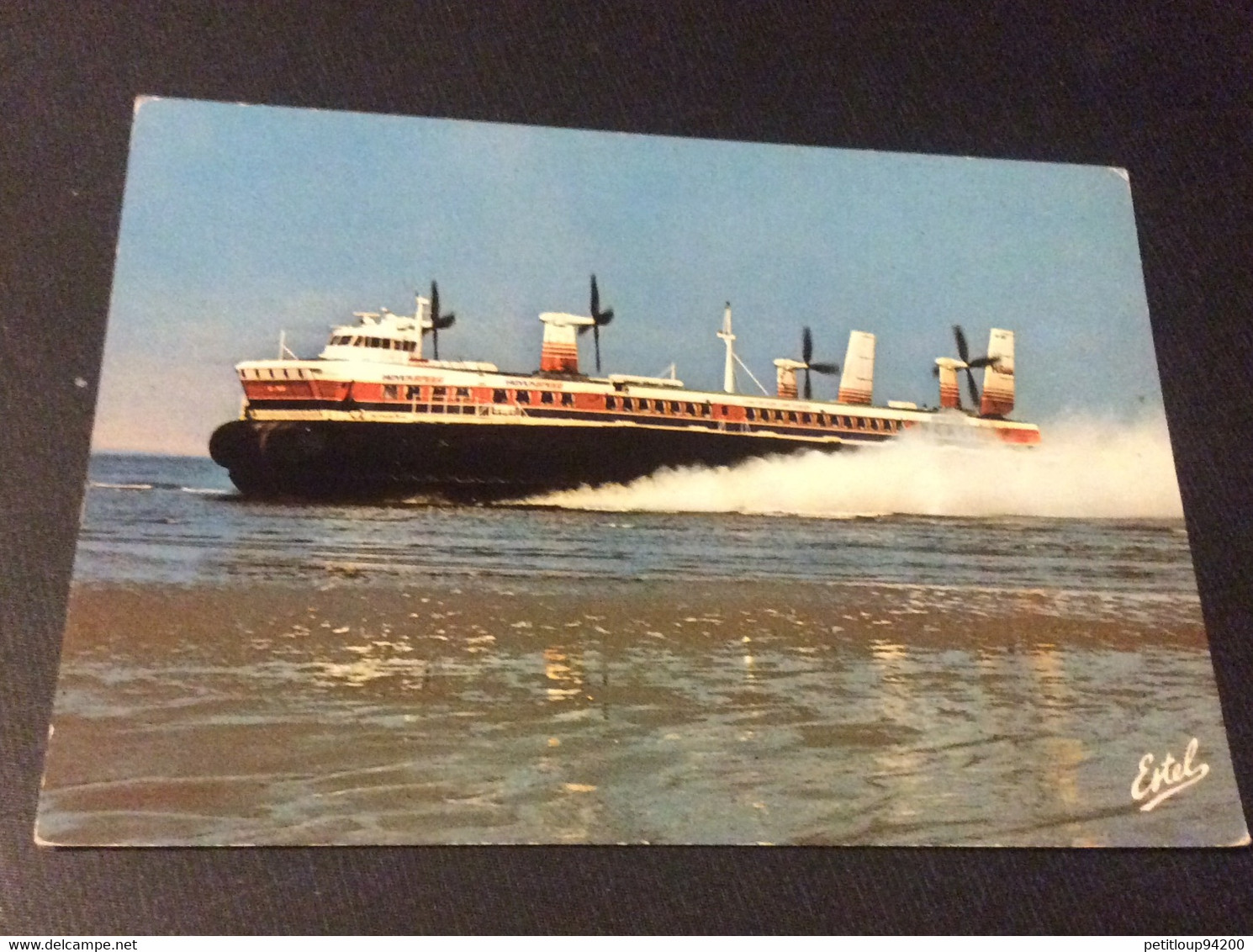 82-  CP AÉROGLISSEUR-HYDROGLISSEUR-HOVERCRAFT  *PRINCESS MARGARET  Angleterre>France>Angleterre - Luftkissenfahrzeuge