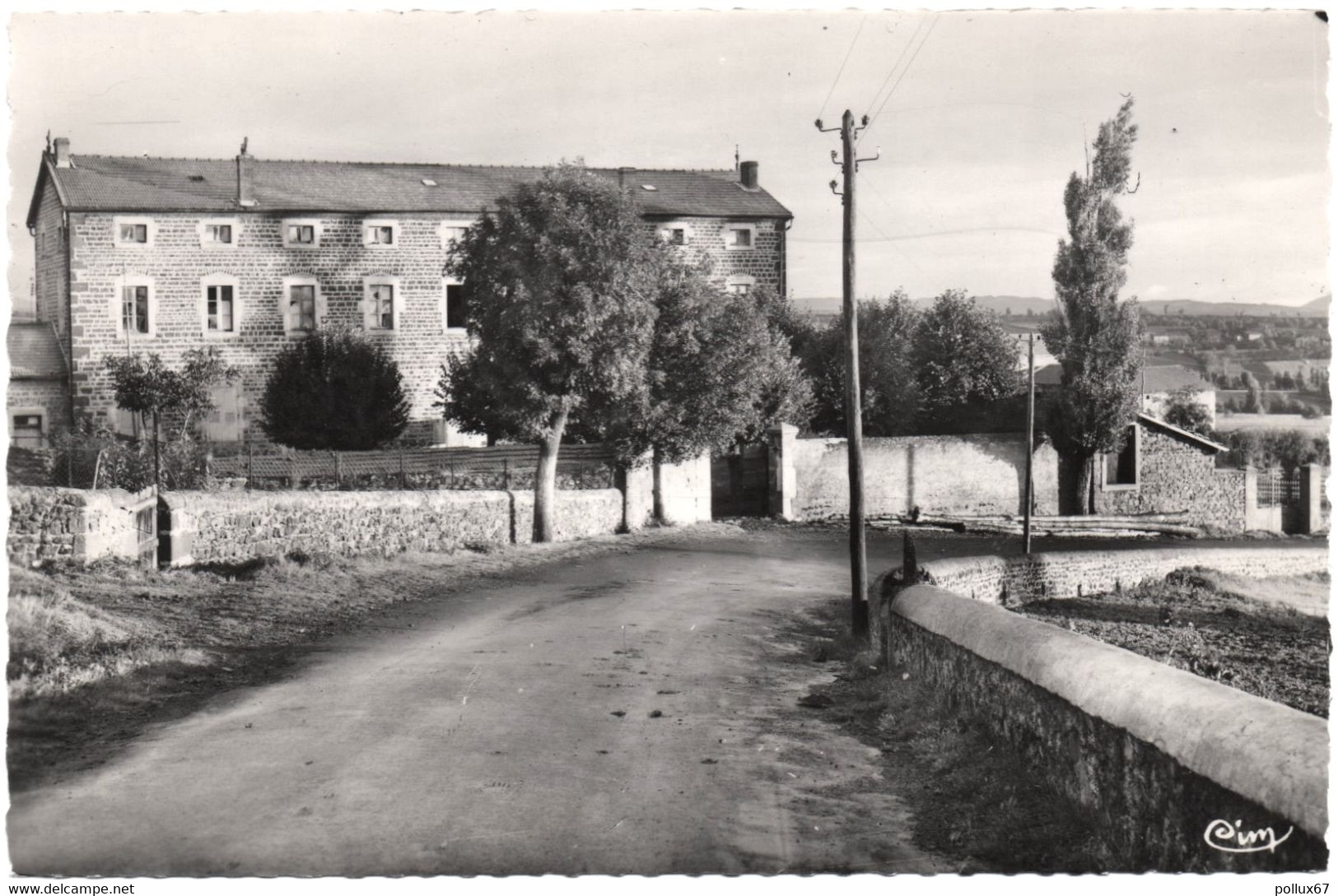 CPSM DE LOUDES  (HAUTE LOIRE)  CURE D'AIR. COLONIE DE VACANCES - Loudes