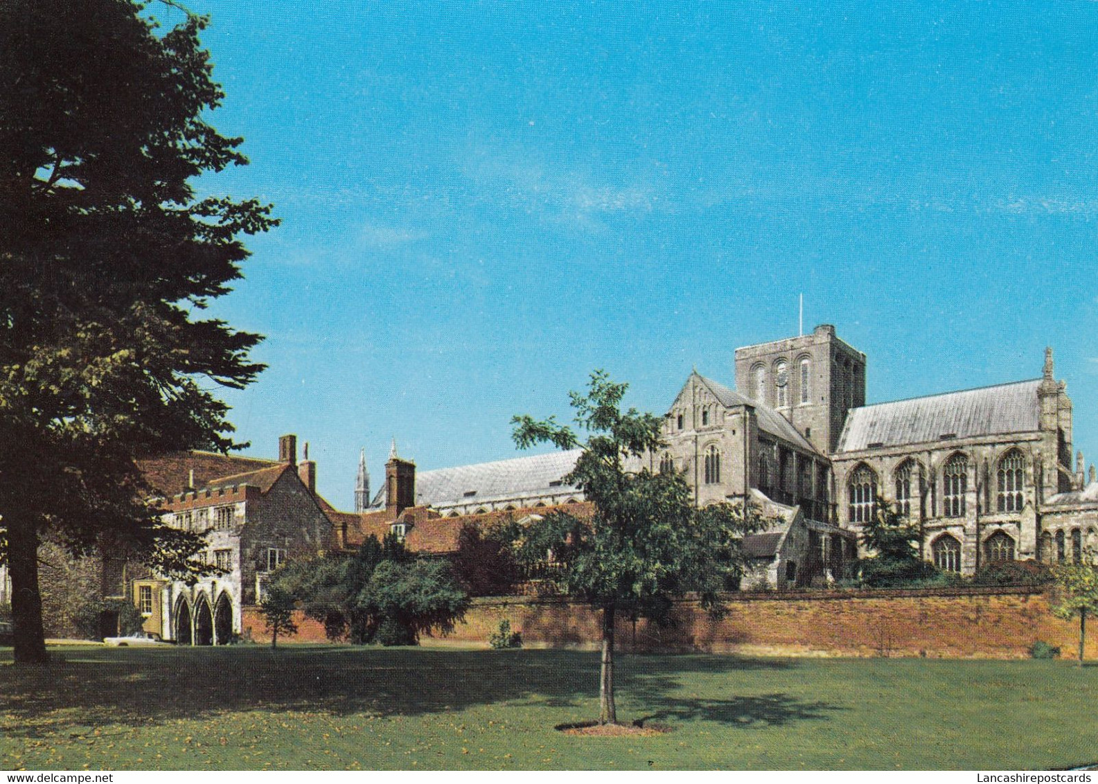 Postcard Winchester Cathedral Hampshire My Ref B25917 - Winchester