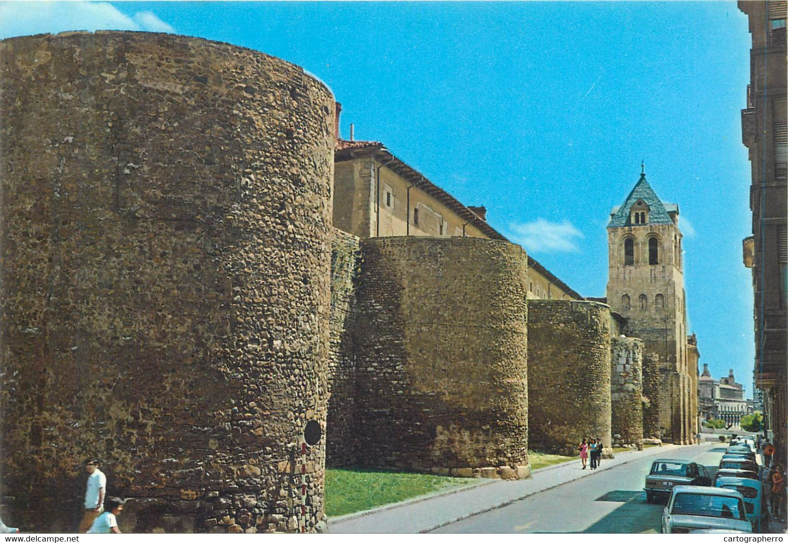 Postcard Spain Leon Roman Ramparts And Gallo Tower - León