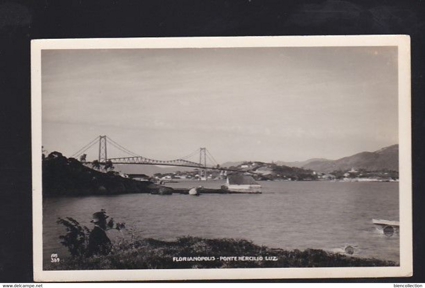 Brésil. Florianopolis Ponte Hercilio Luz - Florianópolis