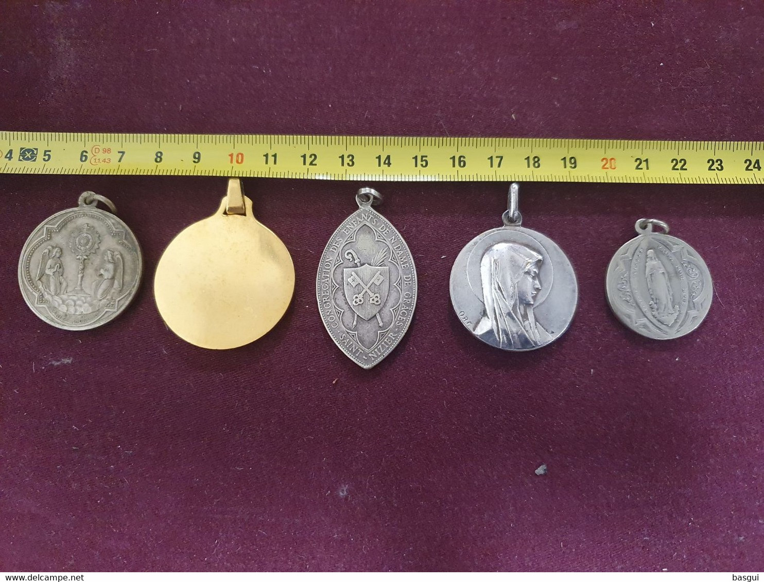 Lot De 5 Gros Pendentifs Bronze Et Argentes Anciens - Anhänger