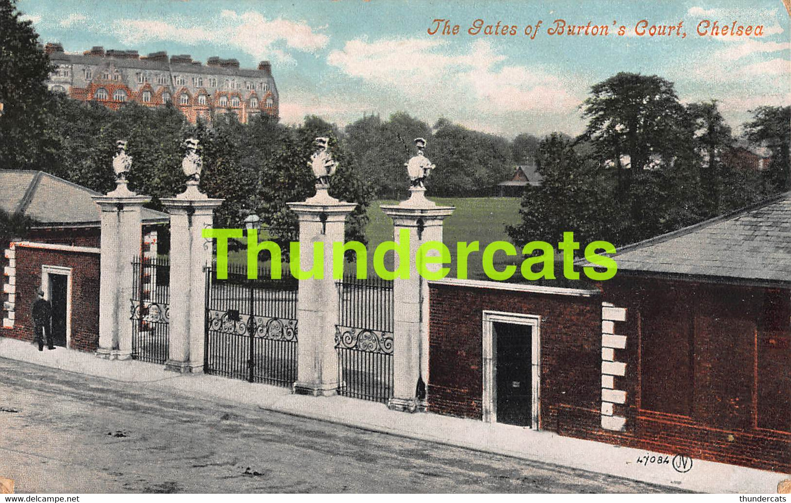 CPA THE GATES OF BURTON'S COURT CHELSEA - London Suburbs