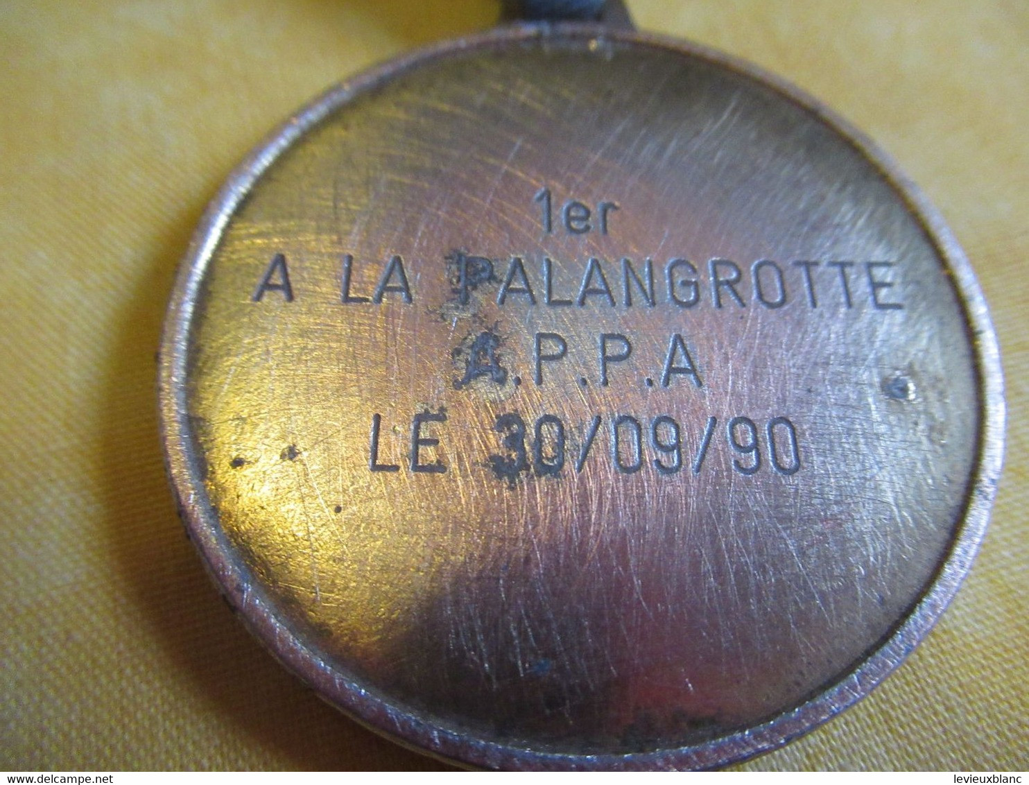 Médaille de Concours de Pêche / 1er à la Palangrotte/A.P.P.A./ANTIBES /1990          CHASS21