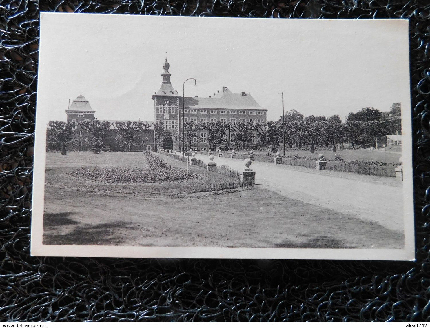 Domaine Provincial De Wégimont, Le Parc Et L'entrée Du Château  (E14) - Soumagne