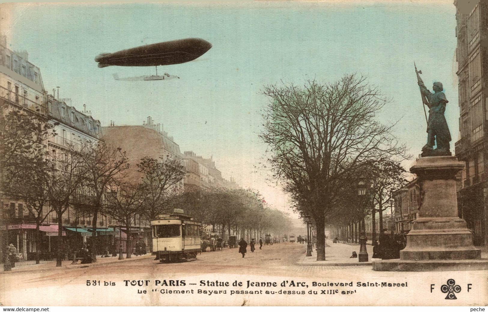 N°97859 -cpa  Paris -statue De Jeanne D'Arc- - Statues