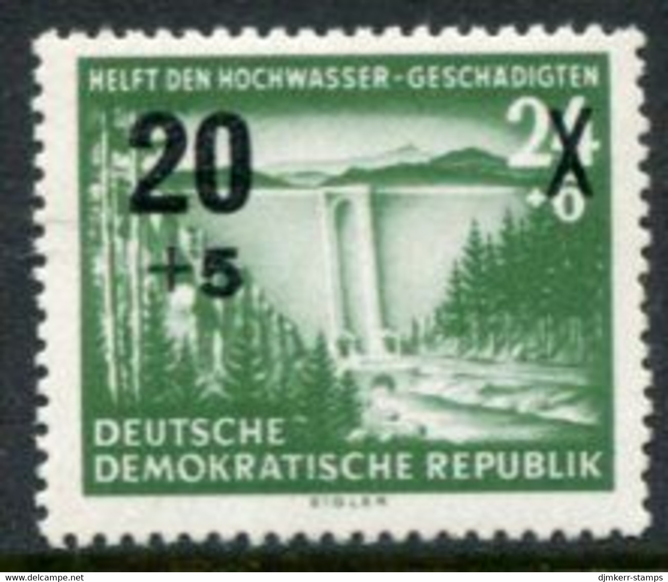 DDR / E. GERMANY 1955 Flood Relief Surcharge  MNH / **.  Michel  449 - Nuevos