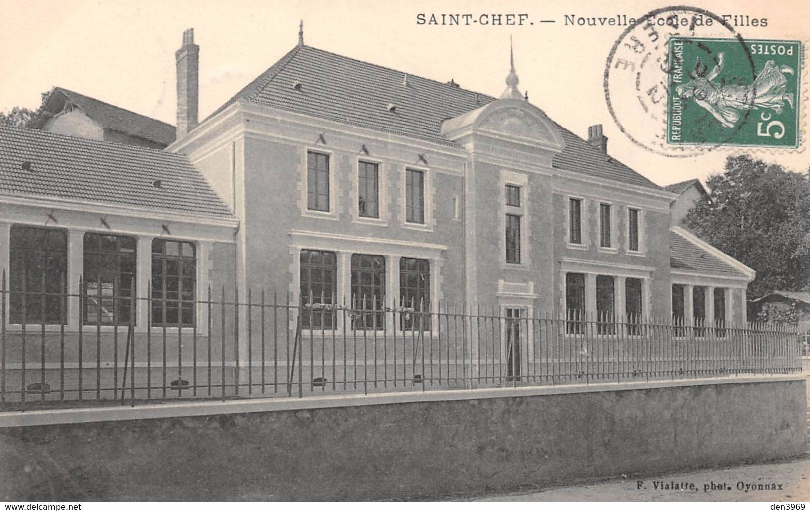 SAINT-CHEF (Isère) - Nouvelle Ecole De Filles - Saint-Chef