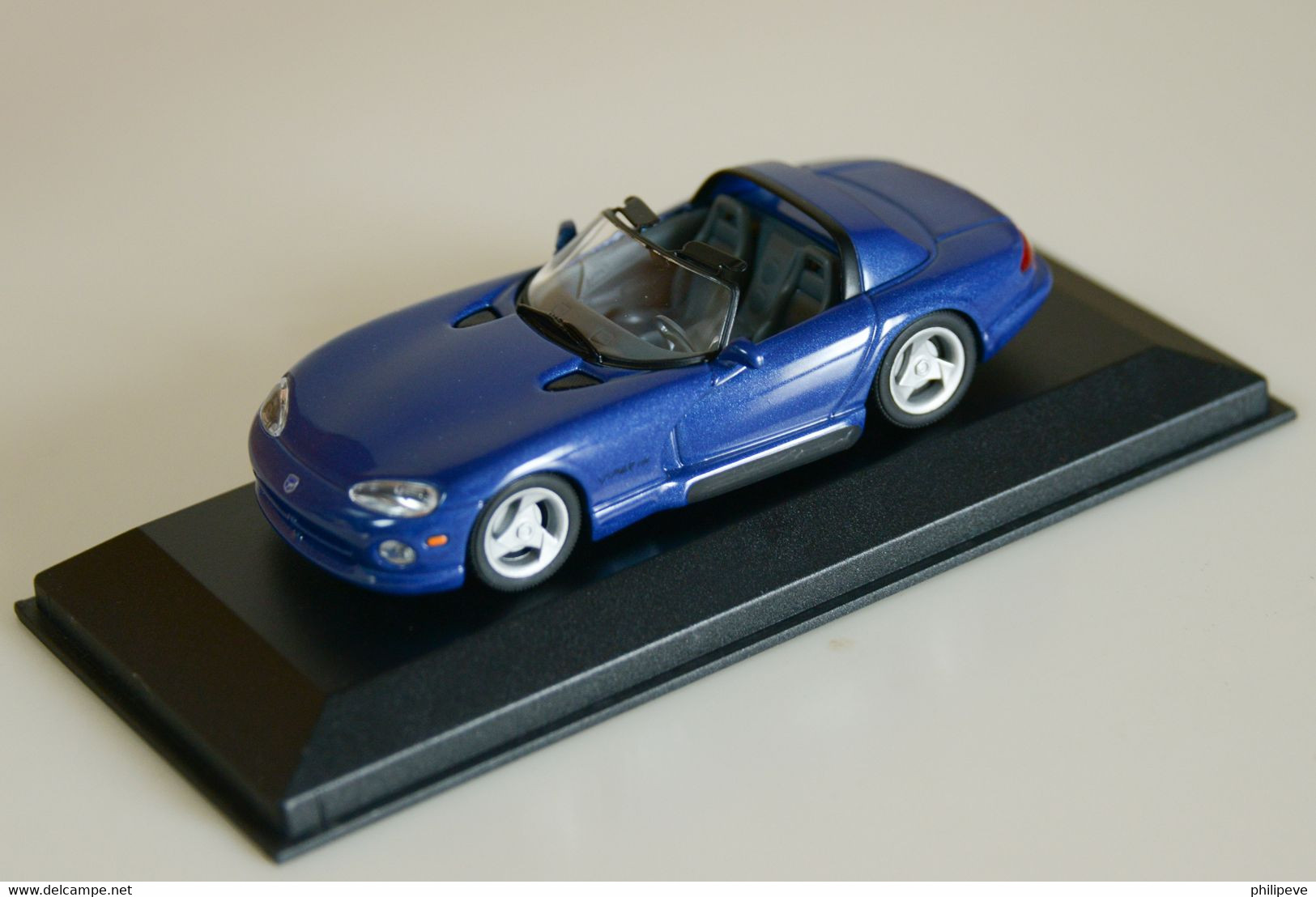 DODGE Viper Cabriolet 1993 - MINICHAMPS 1:43 - Minichamps