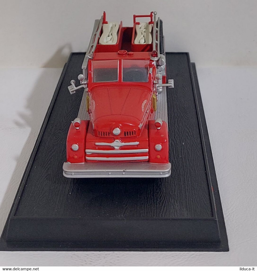 I108791 Ixo Hachette 1/64 - POMPIERS - USA 1952 Seagrave 70th Anniversary Series - Camions, Bus Et Construction