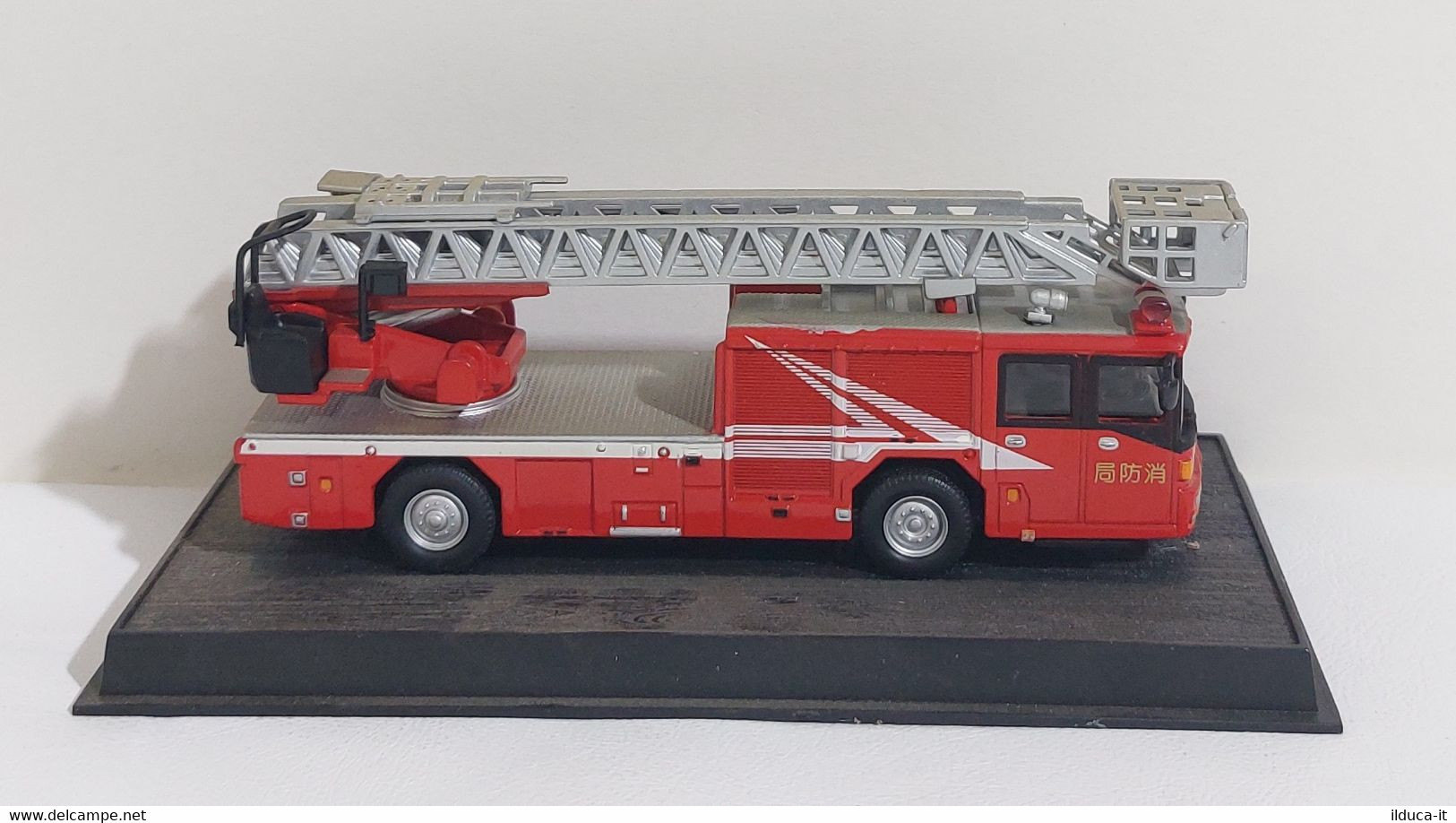 I108801 Ixo Hachette 1/80 - POMPIERS - Japan 2003 NIKKI Sky Action Ladder - Autocarri, Autobus E Costruzione