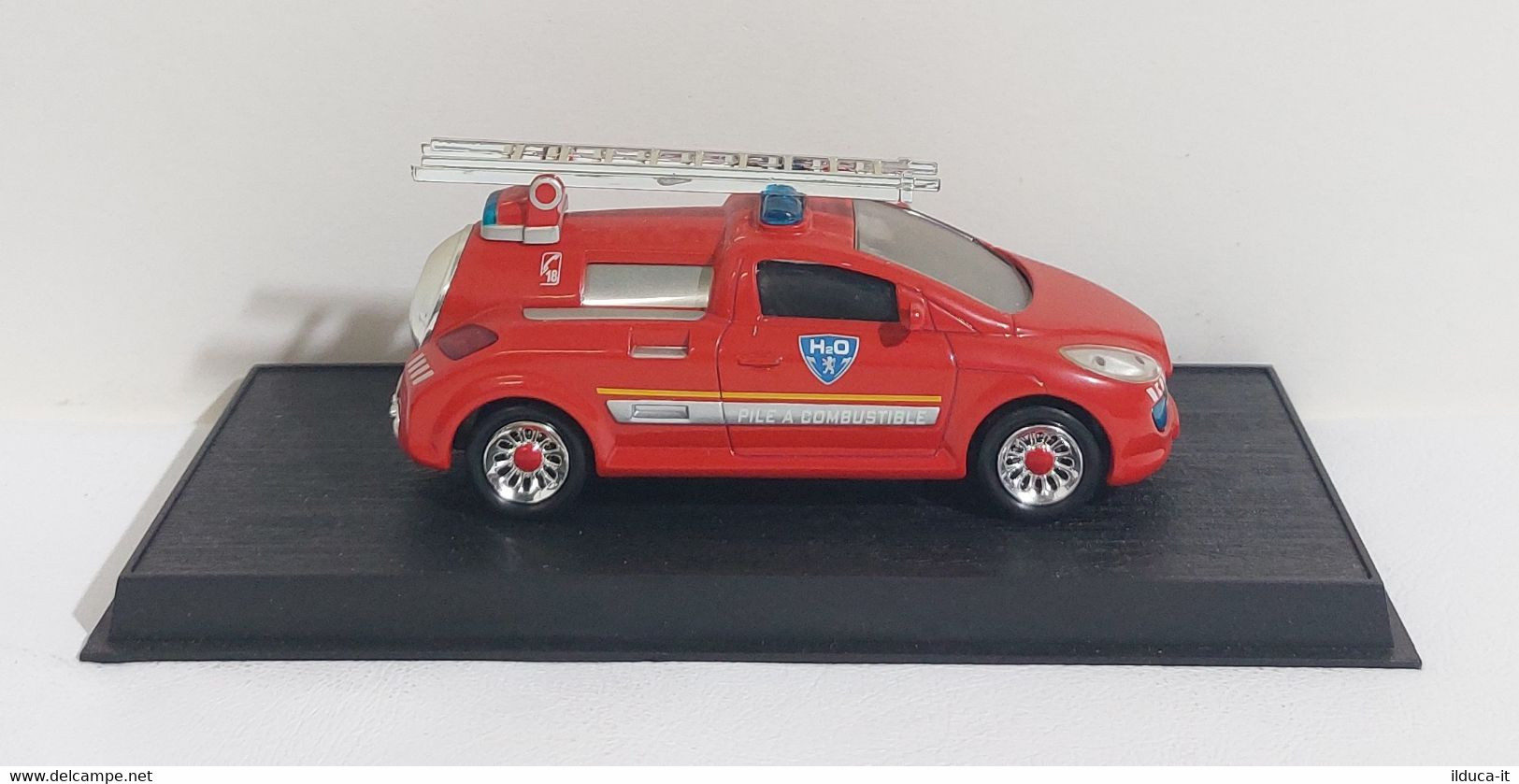 I108811 Ixo Hachette 1/43 - POMPIERS - France Electrical Proto H2O Peugeot Citro - Camions, Bus Et Construction