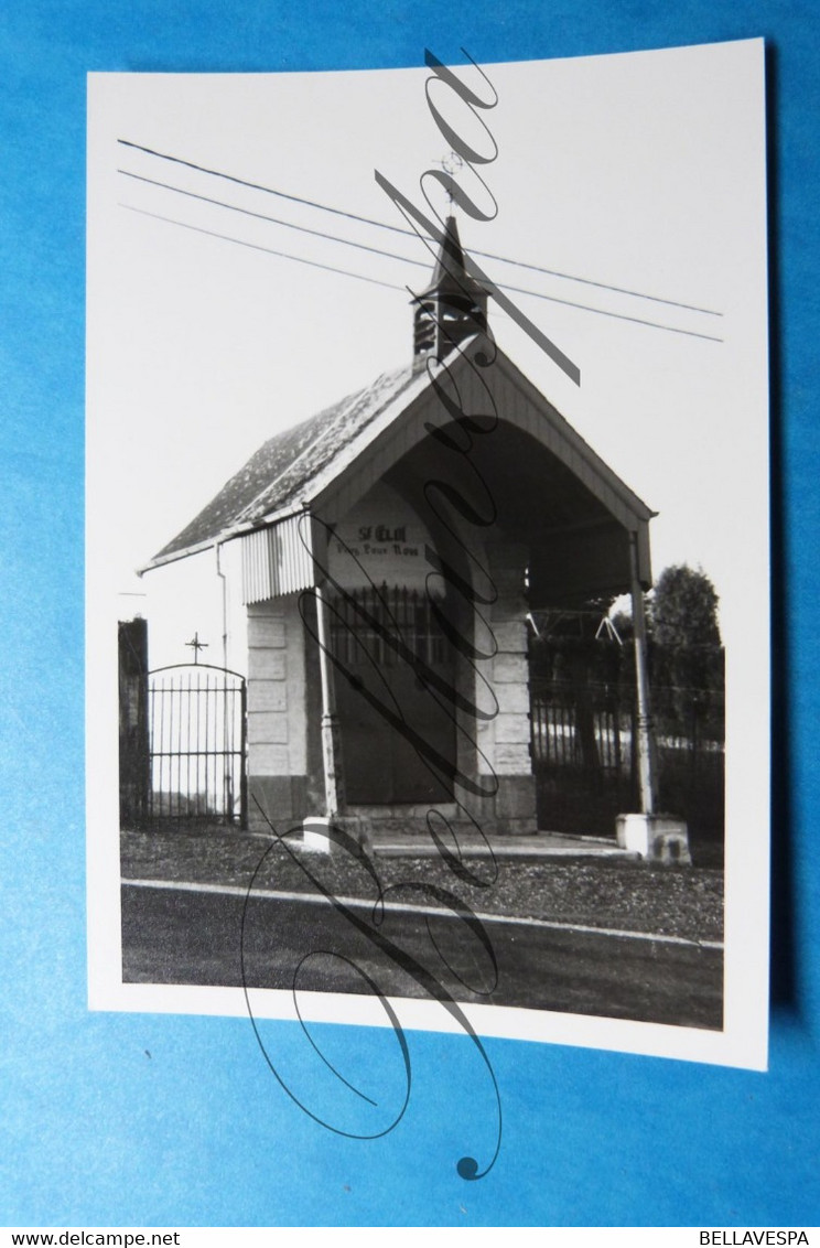 Laneffe Chapelle St Eloi.  Rue D'Hanzénne    Privaat Opname Photo Prive, Pris 05/04/1987 - Autres & Non Classés