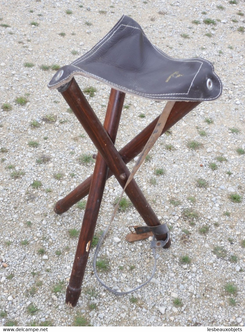 * SIEGE TREPIED De CHASSEUR PLIABLE VERNEY & CARRON CUIR & BOIS JUS De GRENIER E - Chaises