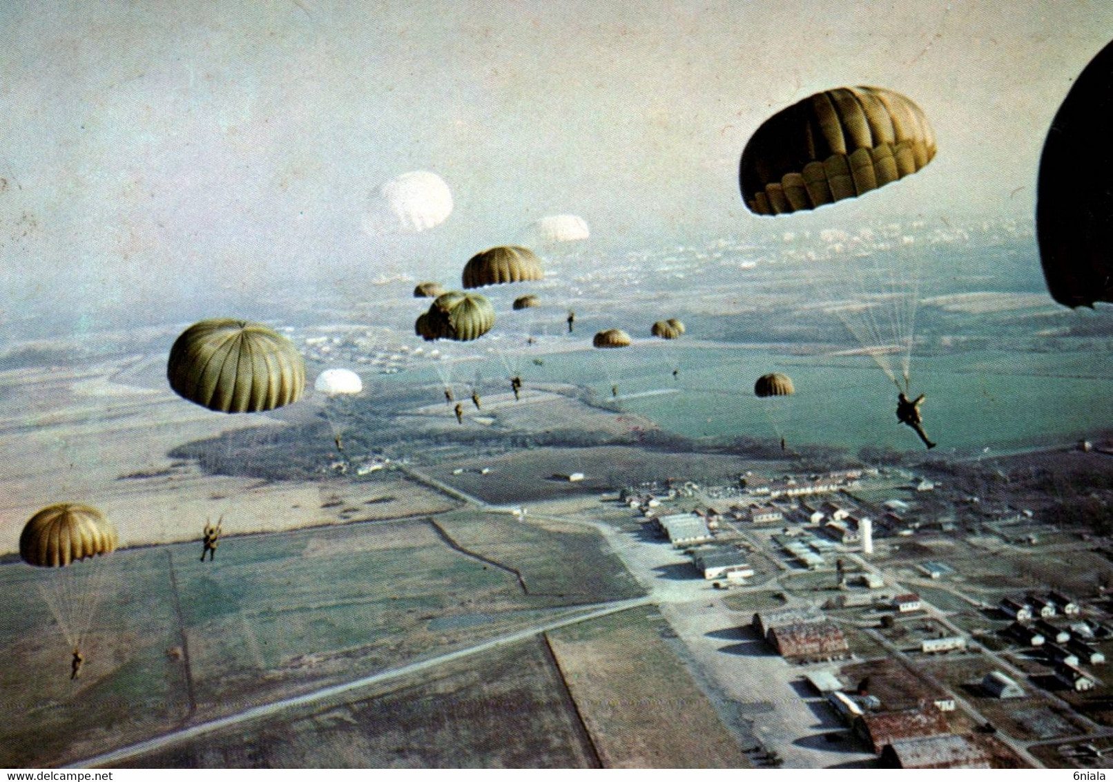 14674 ZONE DE SAUT Des PROMOTIONS  PAU  PARACHUTISME Parachute Militaire  Photo Dujardin Pau Avion   (recto-verso) - Parachutisme