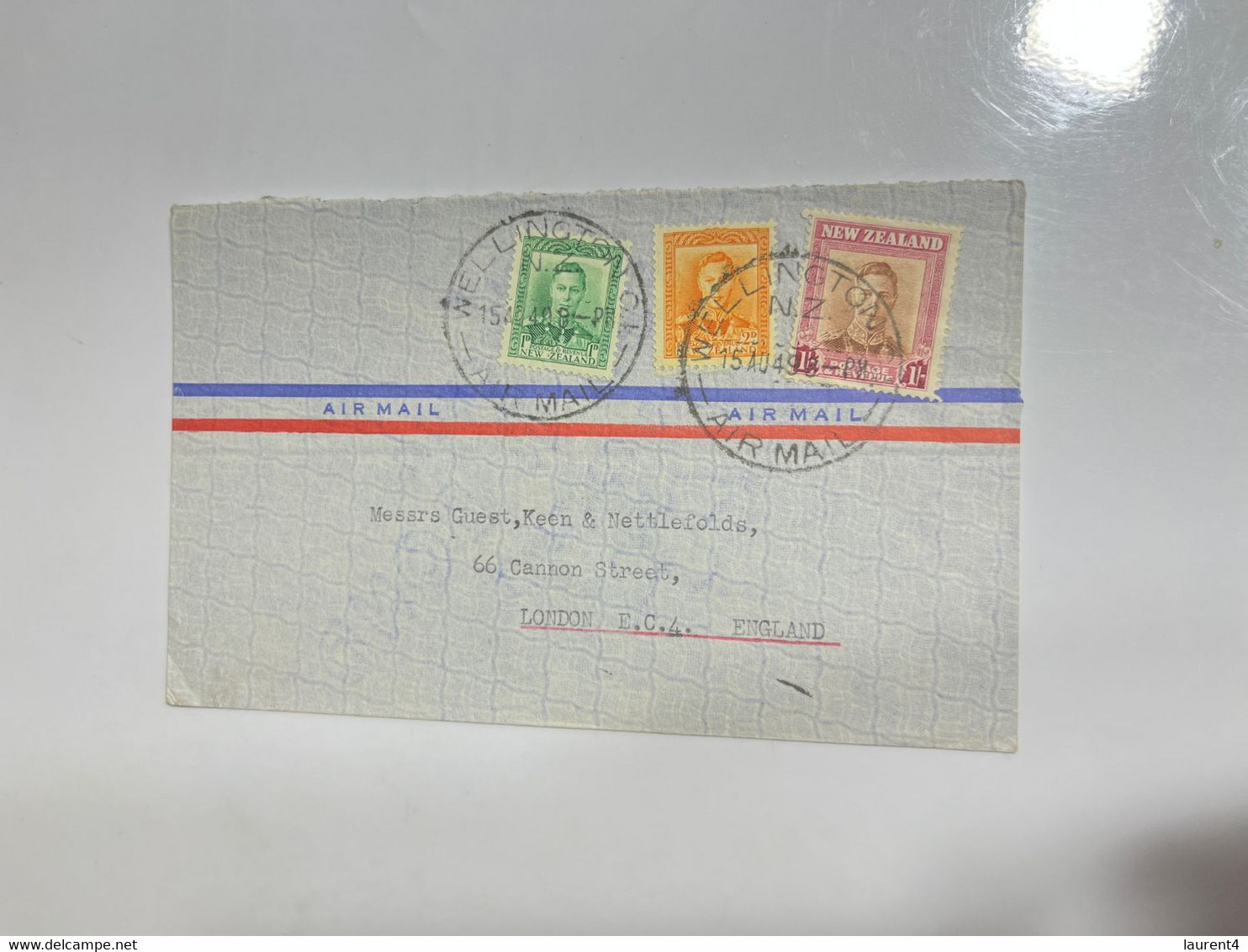 (3 L 49) New Zealand (cover Posted To England)  - 1949 - Lettres & Documents