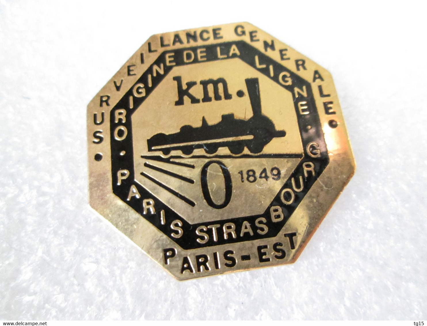 PIN'S    SNCF  TRAIN   SURVEILLANCE GÉNÉRALE  LIGNE PARIS  STRASBOURG  Email Grand Feu - TGV