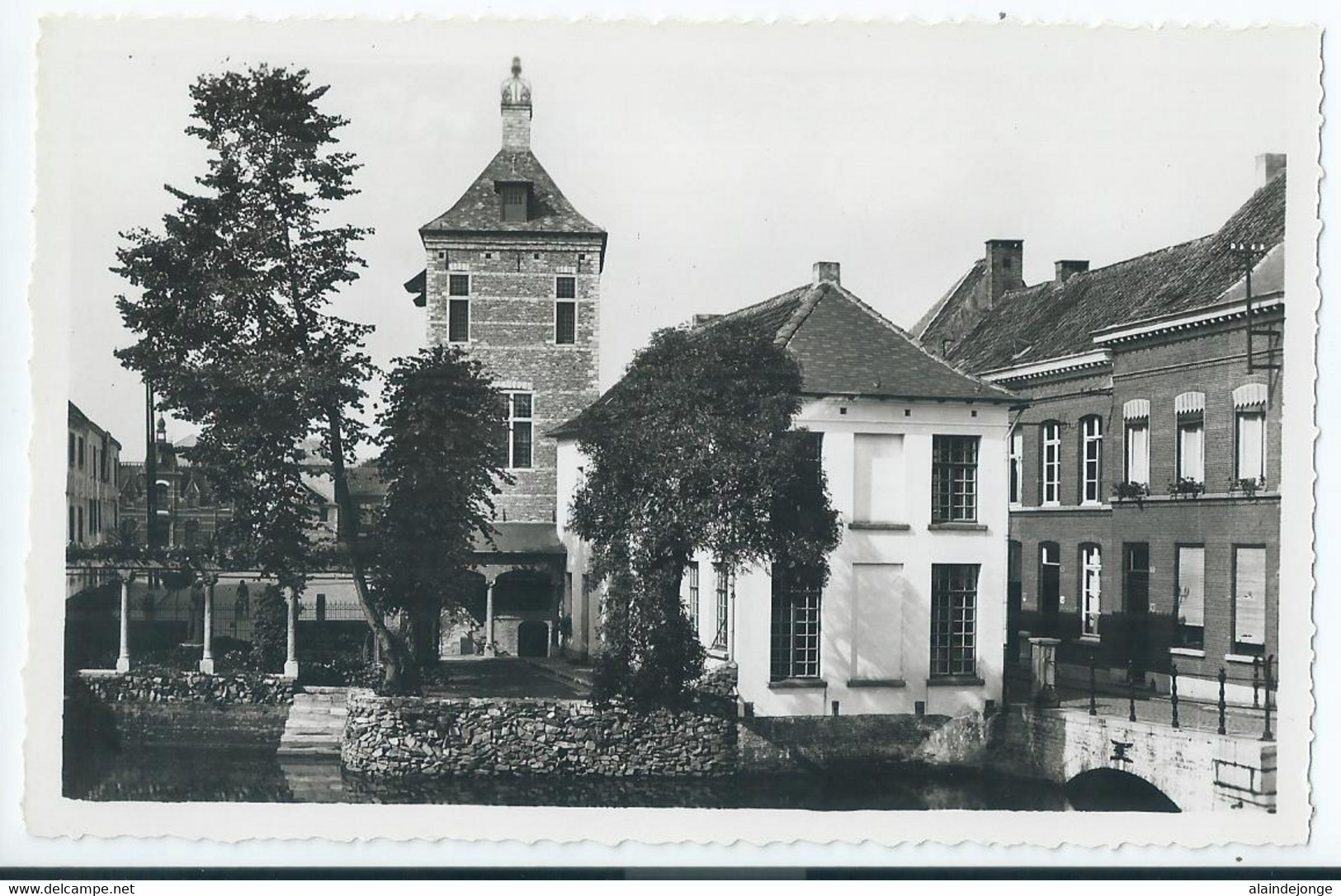 Lier - Lierre - De Zimmertoren En Het Oud Schippershuis - La Tour Zimmer Et L'ancienne Maison Des Bateliers - Lier
