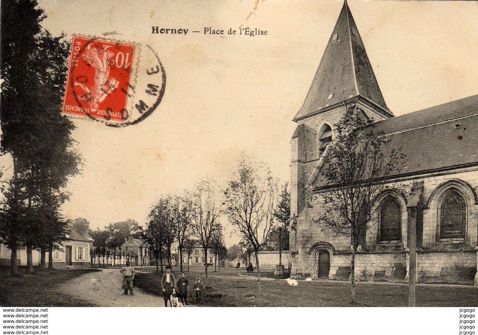 HORNOY  Place De L'Eglise  Carte écrite En 1911   2 Scans  Bon état - Hornoy Le Bourg