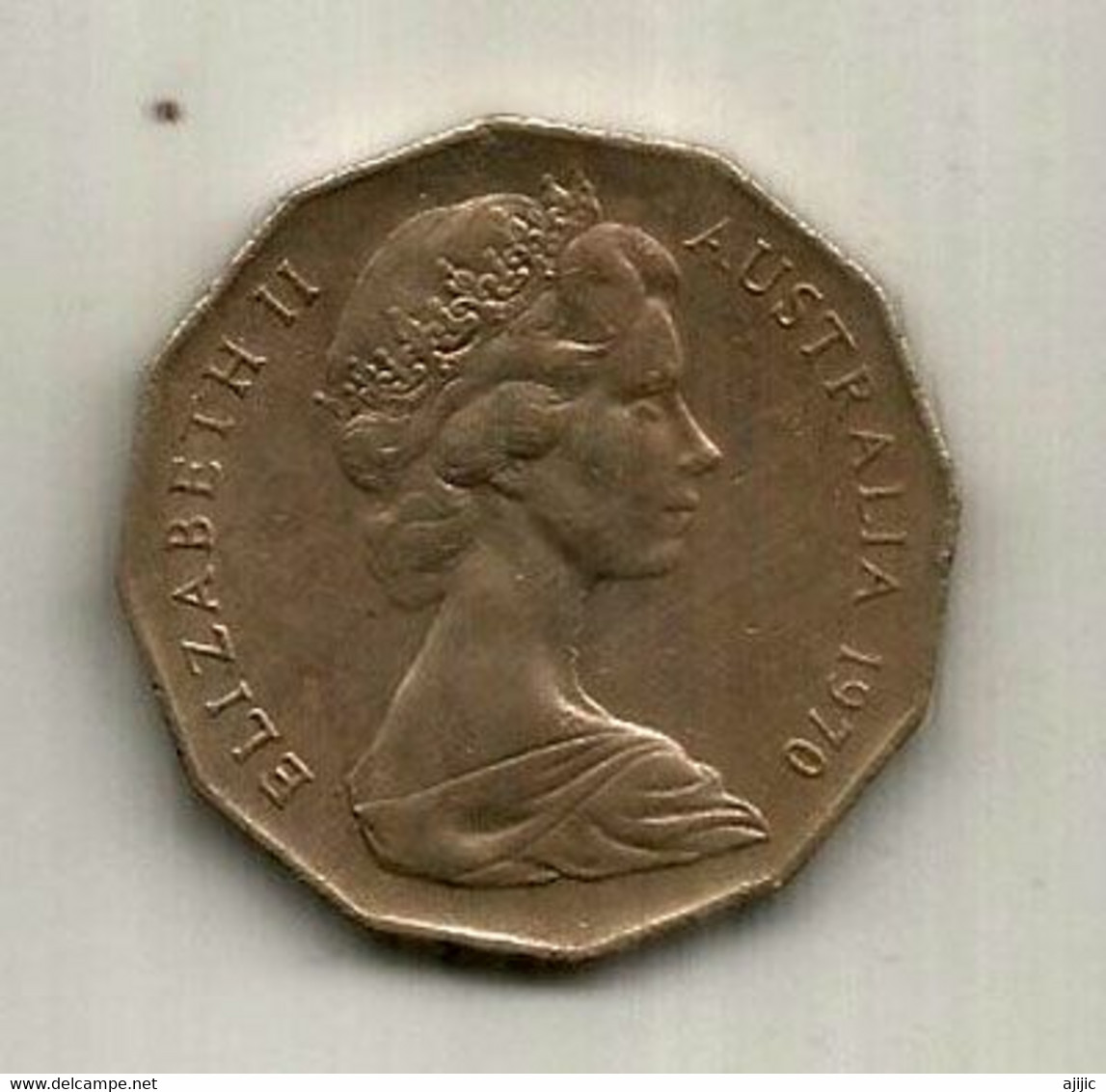 CAPTAIN COOK 50 Cents (1970) Queen Elisabeth II.  2 Pictures Front And Back - 50 Cents