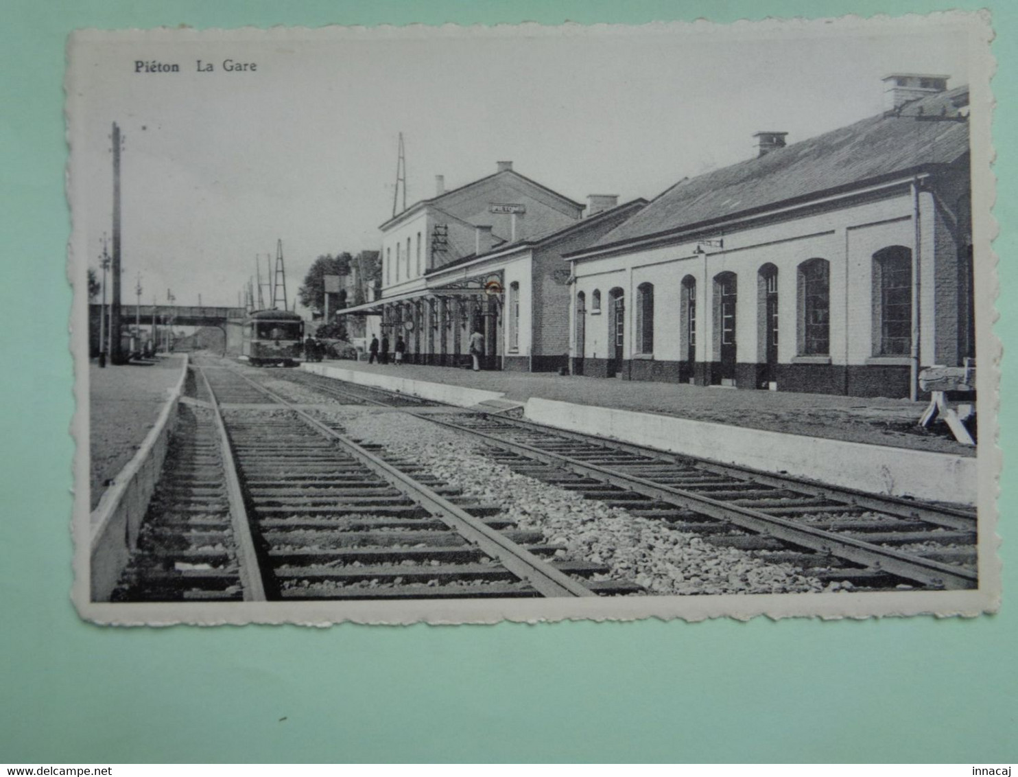 102-11-83               PIETON   La Gare - Chapelle-lez-Herlaimont