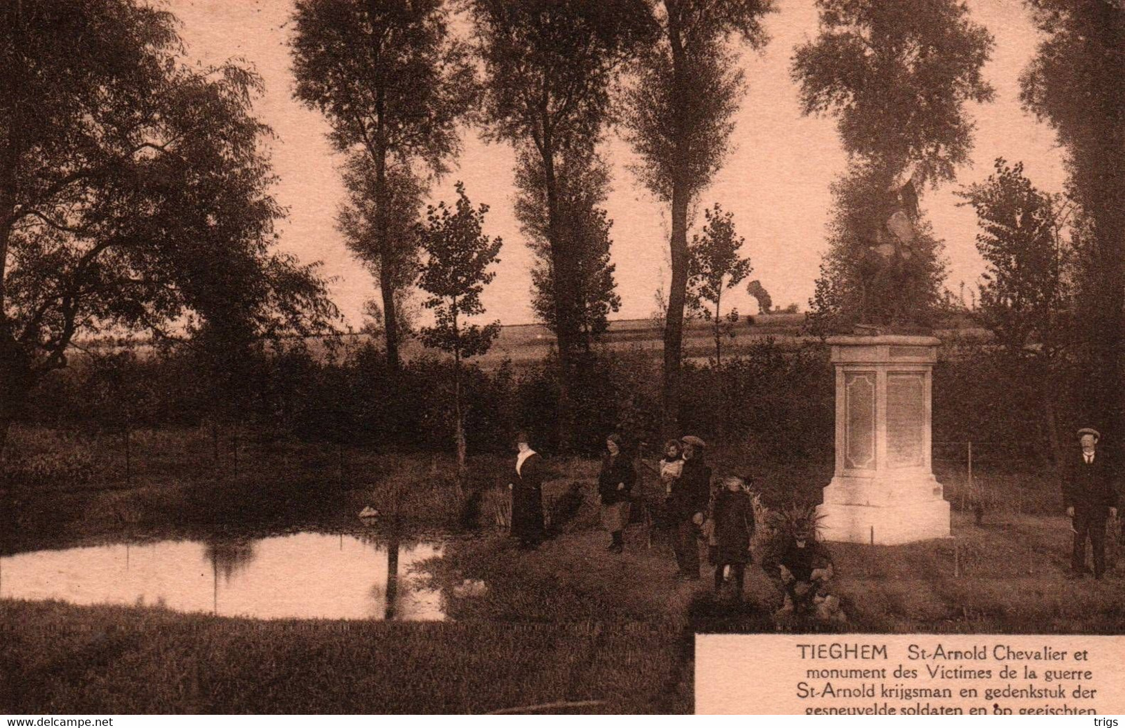 Tieghem - St. Arnold Krijgsman En Gedenkstuk Der Gesneuvelde Soldaten En Opgeeischten - Anzegem