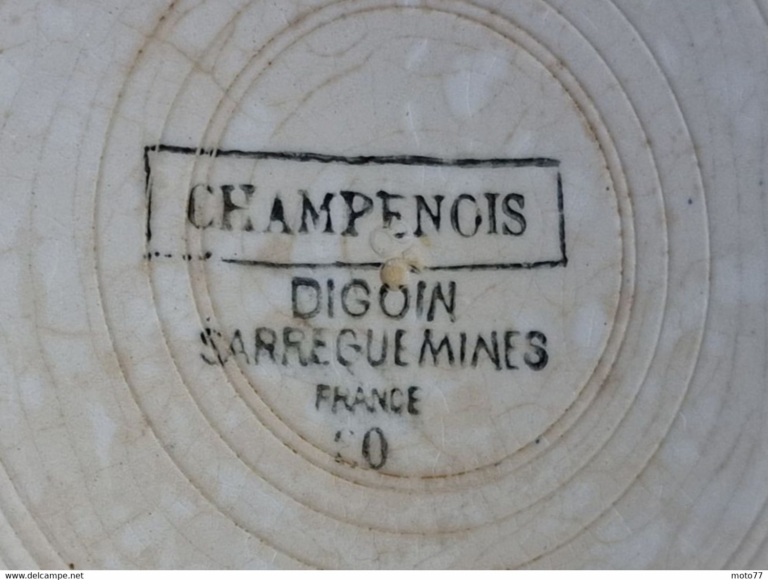 Lot 2 Anciennes ASSIETTES Creuse Champenois Diguin Sarreguemines - Faïence Diamètre Environ 22 Cm - Vers 1930 / 1950 - Assiettes