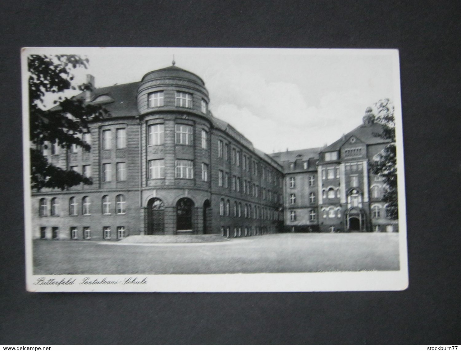 BITTERFELD , Schule ,   Schöne Karte  Um 1939 - Bitterfeld