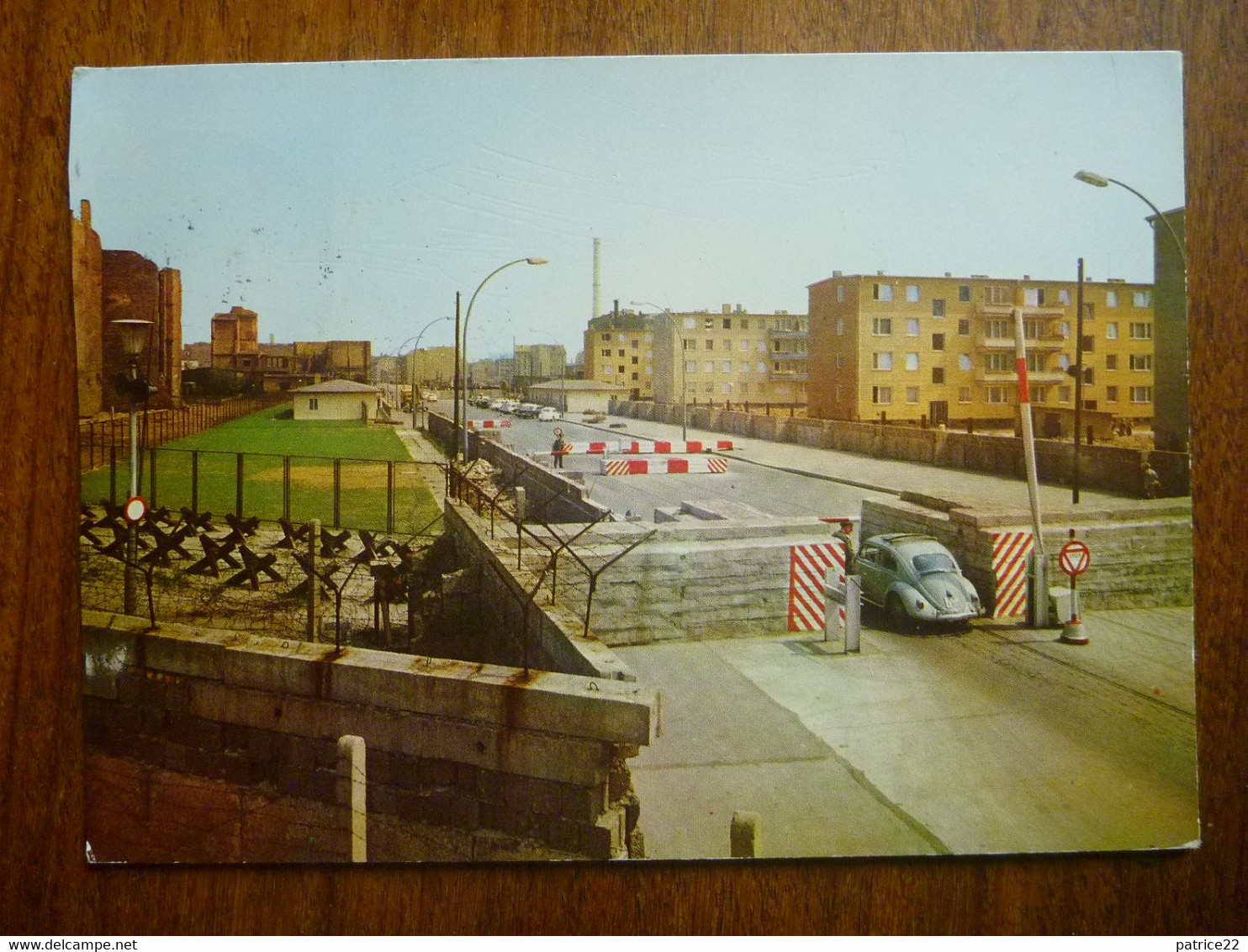 CPSM 1966 Timbre Stamp  écrite - MUR DE BERLIN HEINRICH HEINE STRASSE Vw COCCINELLE - Mur De Berlin