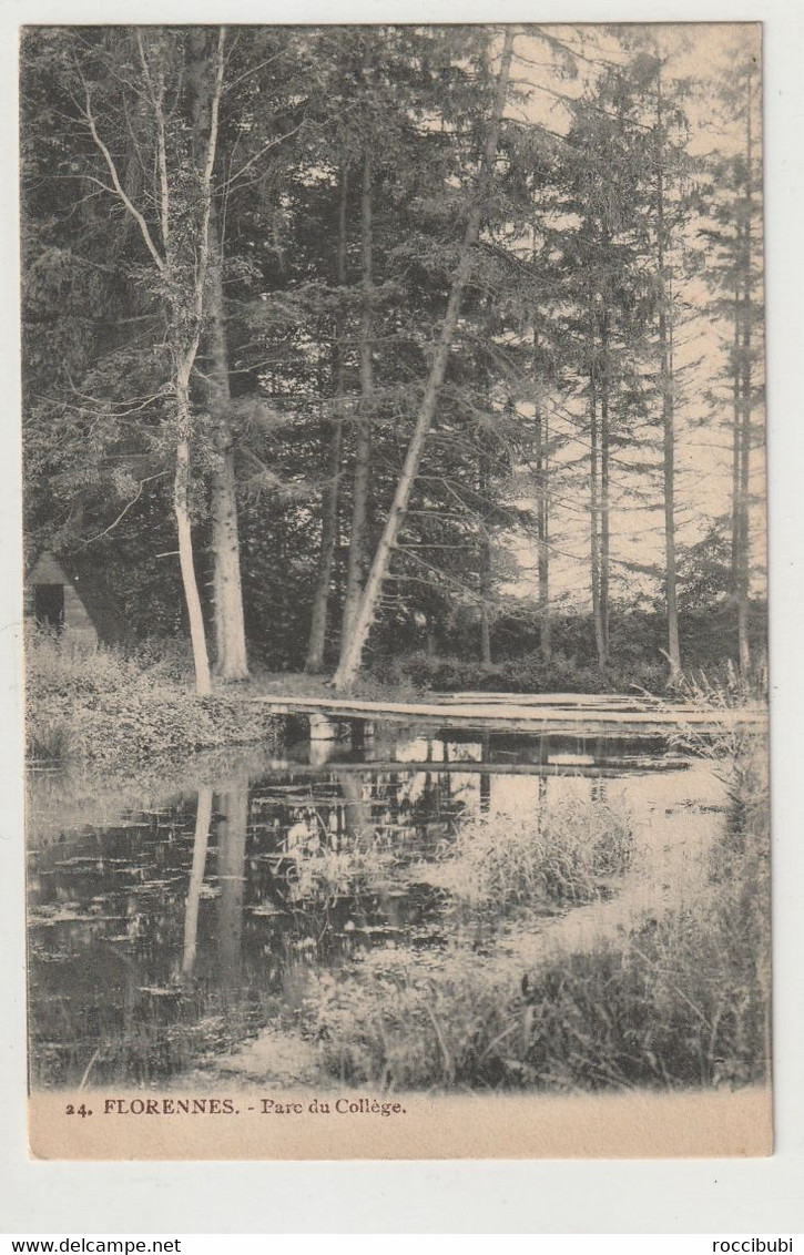 *Florennes, Parc Du College, Belgien - Florennes