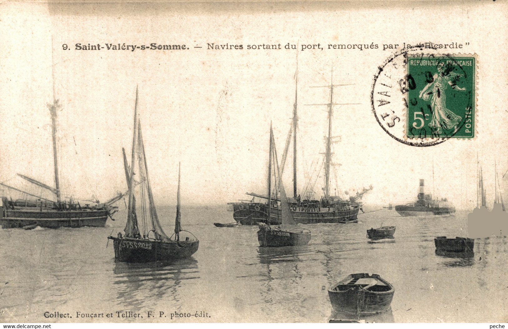 N°98213 -cpa Saint Valéry Sur Somme -navires Remorqués Par La "Picardie" - Sleepboten