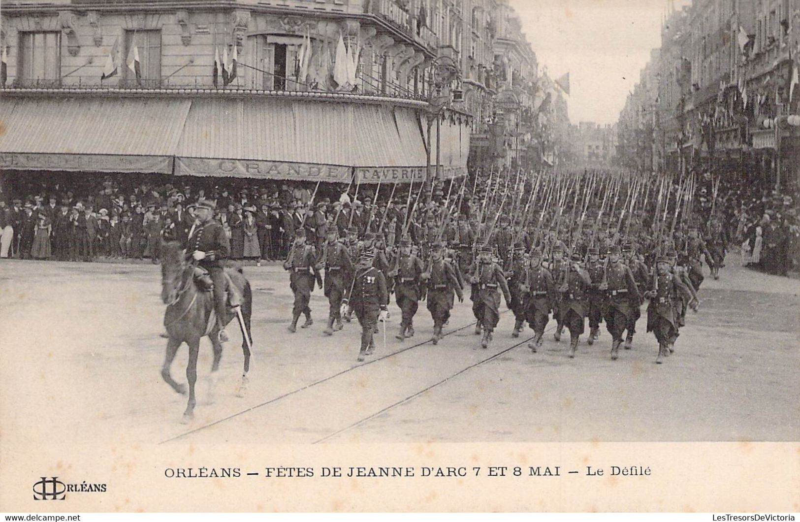 CPA - 45 - Orléans - Fêtes De Jeanne D'Arc 7 Et 8 Mai - Le Défilé - Militariat - Orleans