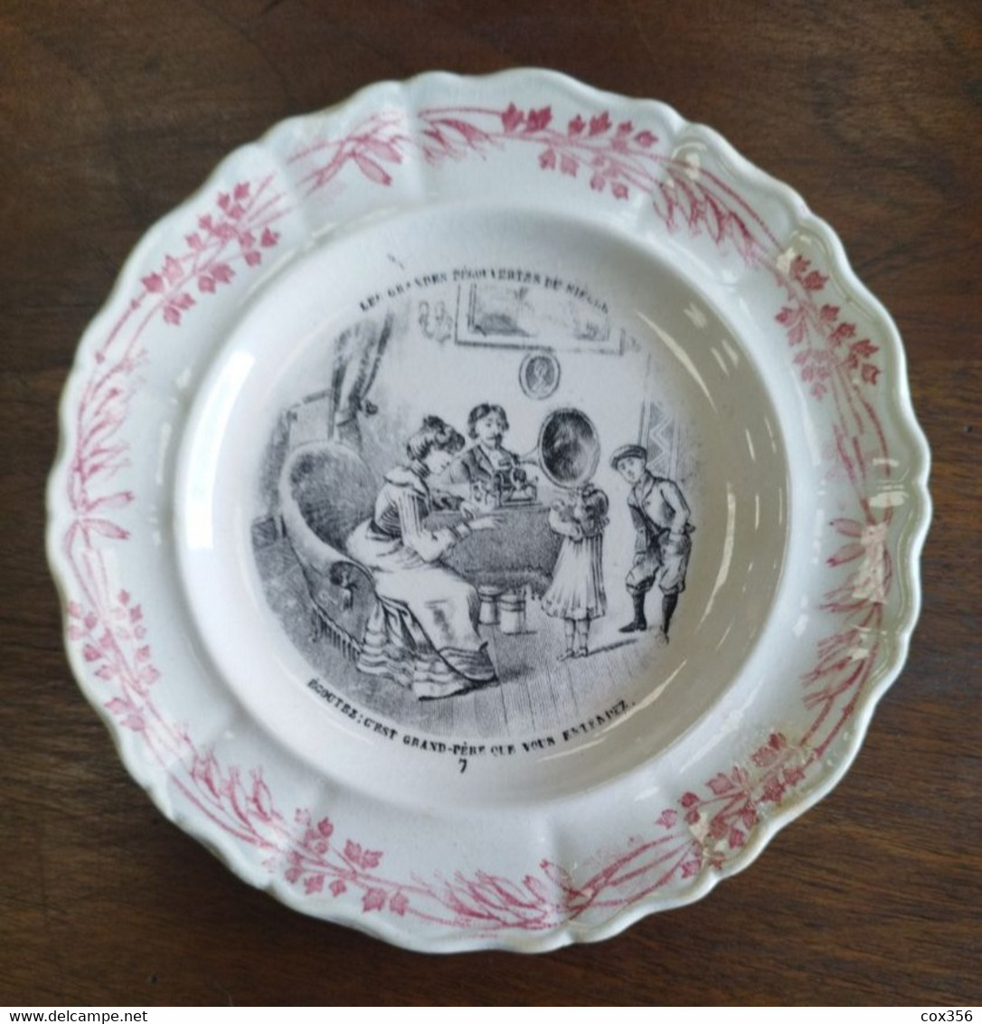 Series de 12 Assiettes "LES GRANDES DECOUVERTES DU SIECLE " Creil Montereau