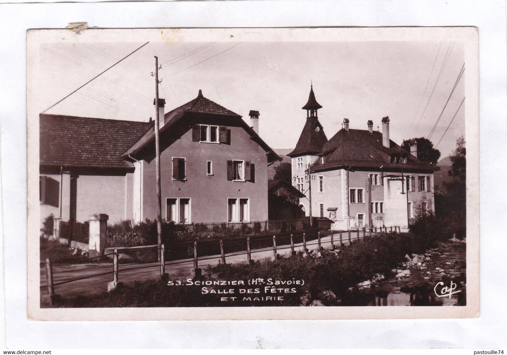 CPSM :  14 X 9  -  SCIONZIER  -  Salle  Des  Fêtes  Et  Mairie - Scionzier