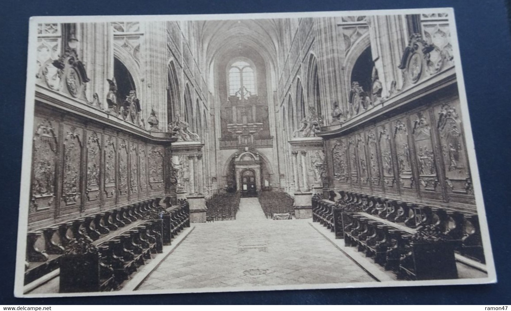 St.-Hubert - La Basilique - Le Choeur Des Moines Et La Grande Nef - Ern. Thill, Bruxelles - Saint-Hubert