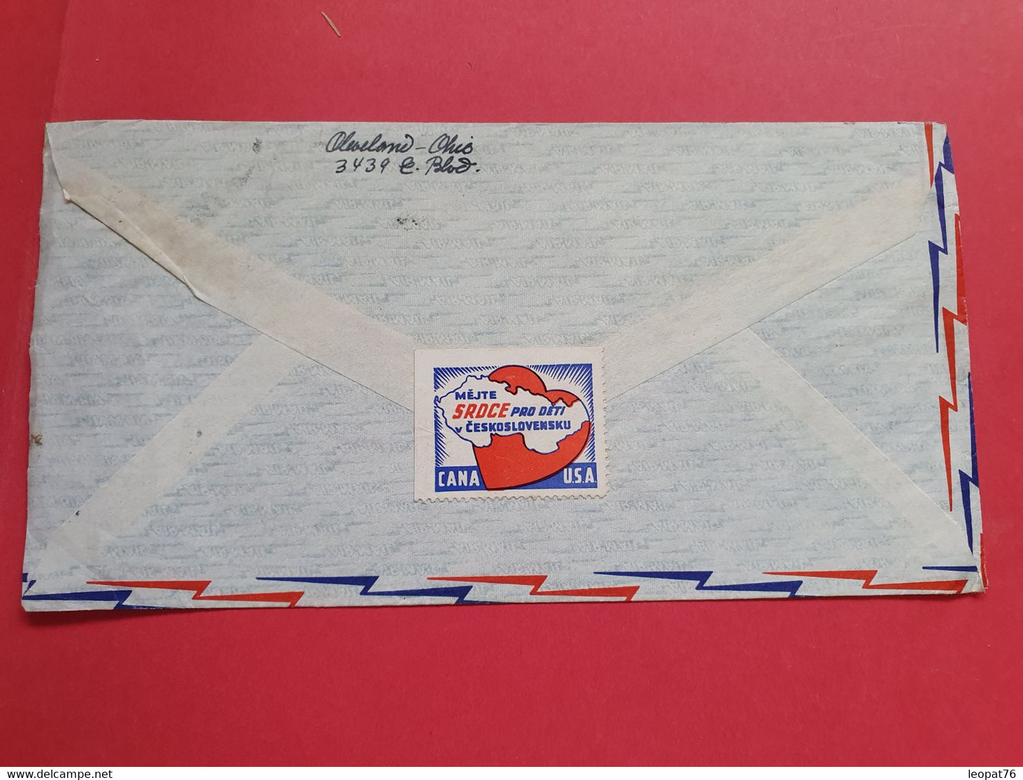 Etats Unis - Enveloppe De Cleveland Pour La Tchécoslovaquie En 1949 Avec Vignette Au Dos  - N 202 - Lettres & Documents