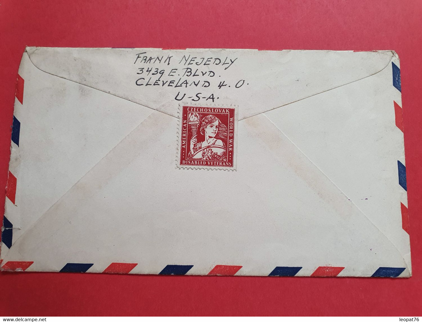 Etats Unis - Enveloppe De Cleveland Pour La Tchécoslovaquie En 1947 Avec Vignette Au Dos  - N 203 - Briefe U. Dokumente