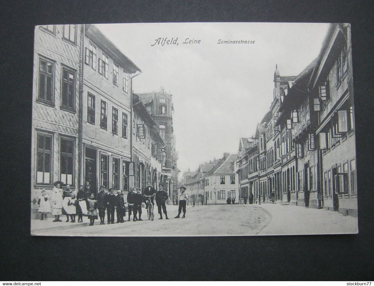 ALFELD , Strasse    ,  Schöne Karte Um 1910 - Alfeld