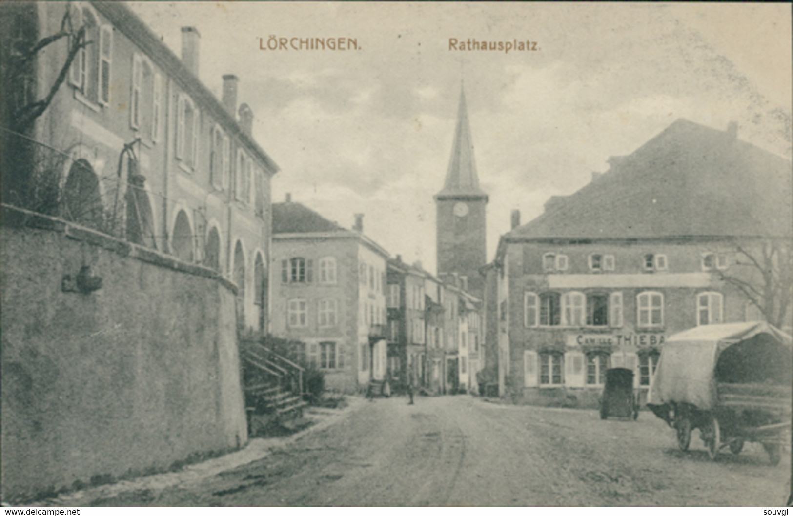 57 LORQUIN / Rathausplatz / - Lorquin