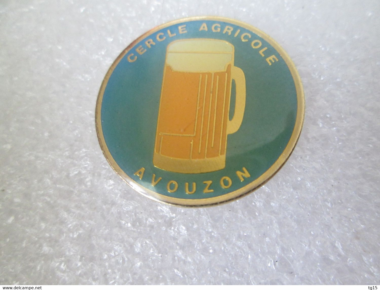 PIN'S    CERCLE AGRICOLE   AVOUZON   CHOPPE A BIÈRE - Bière