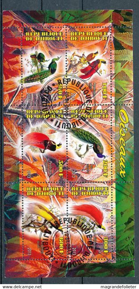 TIMBRE STAMP ZEGEL THEMATIQUE OISEAUX BIRDS VOGEL BF REPUBLIQUE DE DJIBOUTI PAON - Pavos Reales