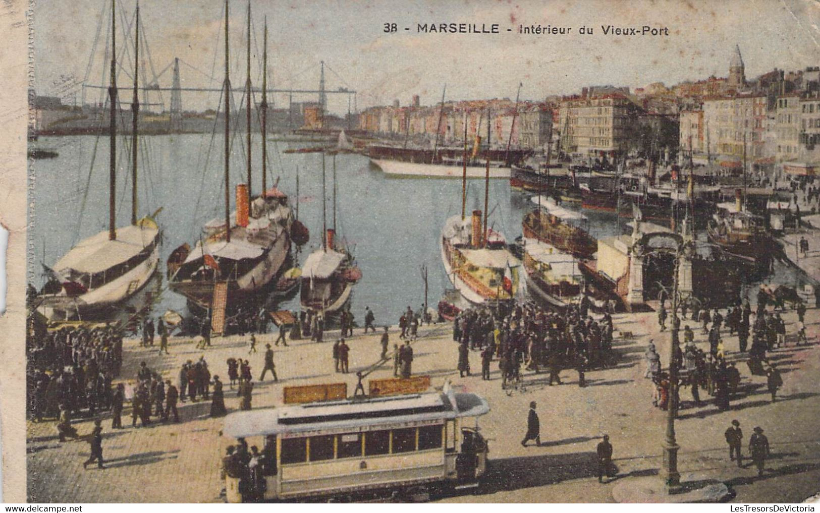 CPA - 13 - MARSEILLE - Intérieur Du Vieux Port - Transport - Animée - Colorisée - Vieux Port, Saint Victor, Le Panier