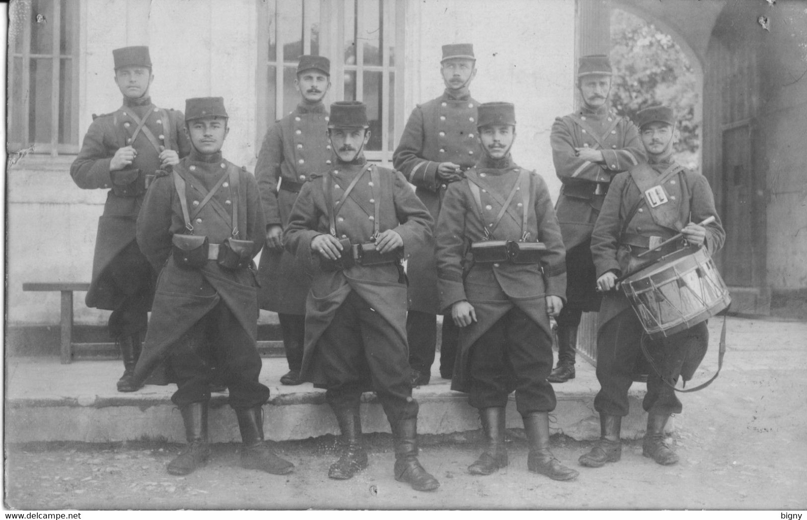 SAINTES (17-Charente-Maritime)  Militaires - Saintes