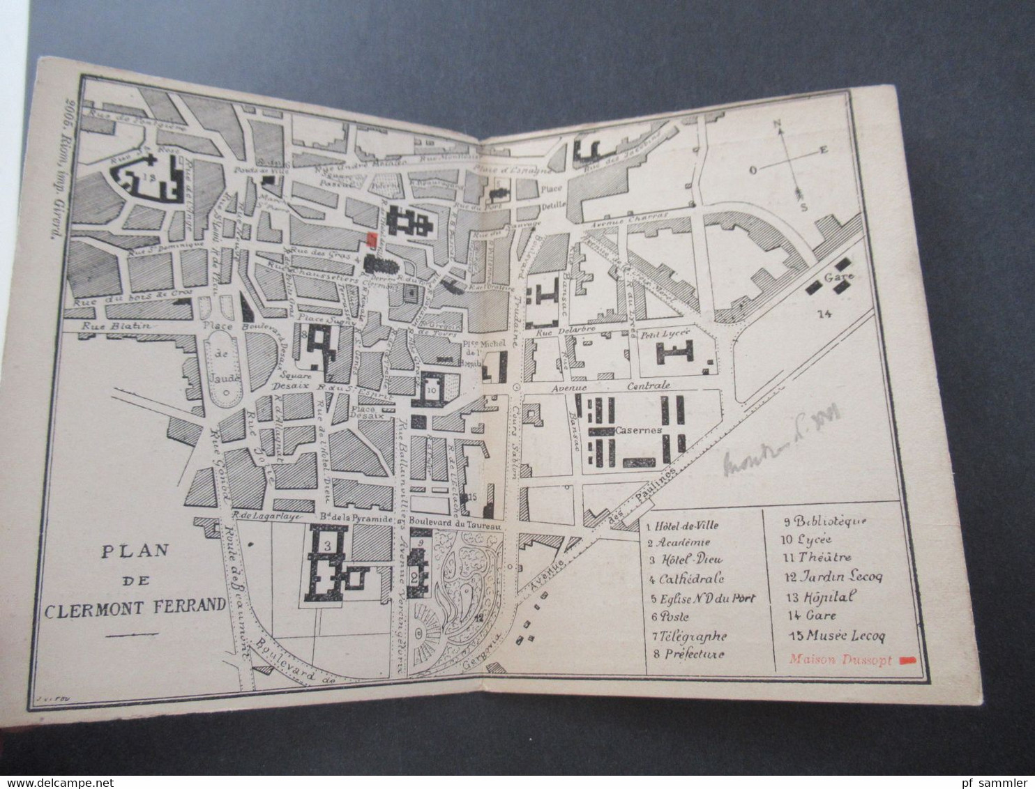 Frankreich Um 1890 Dekorative Werbekarte / Visitenkarte Klappkarte Mit Stadtplan Clermont / Maison Bastide Dussopt David - Publicités