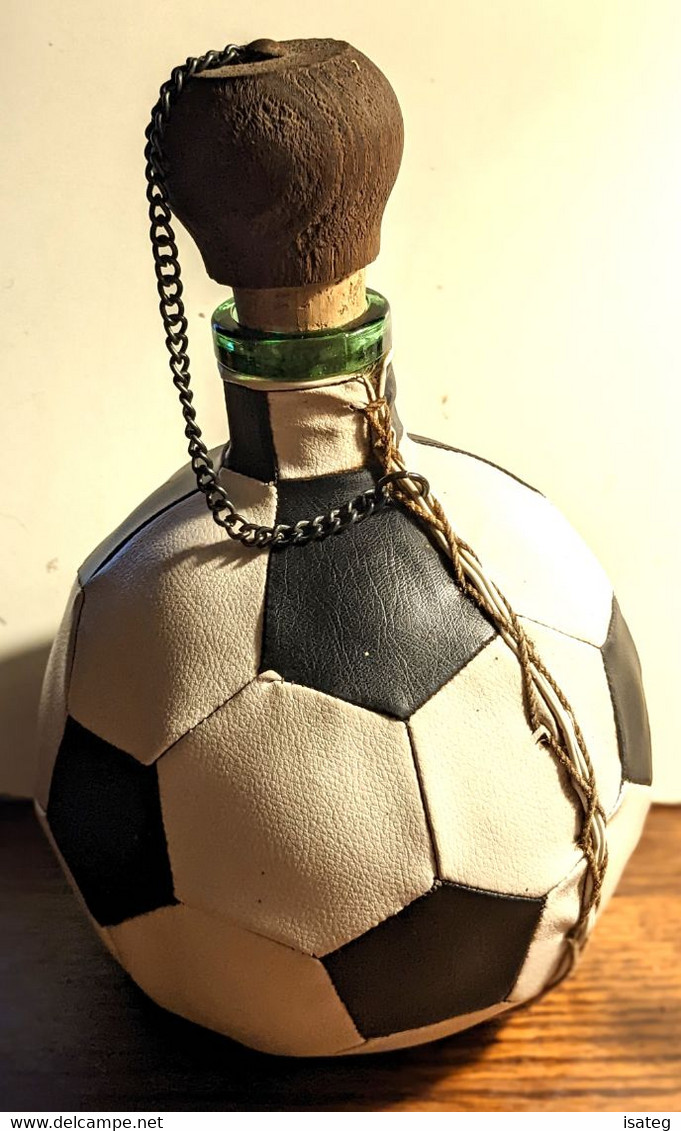 Bouteille Vide Vintage Forme Ballon De Football - Altri & Non Classificati