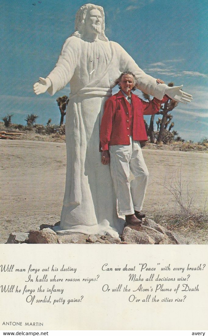 Desert Christ Shrine, Yucca Valley California - Monumenti