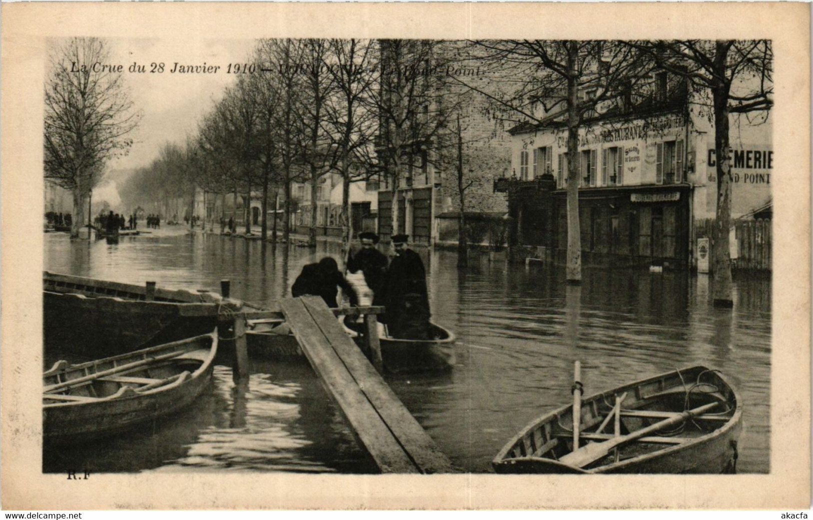 CPA La Crue BOULOGNE Le Rond Point (413298) - Boulogne Billancourt